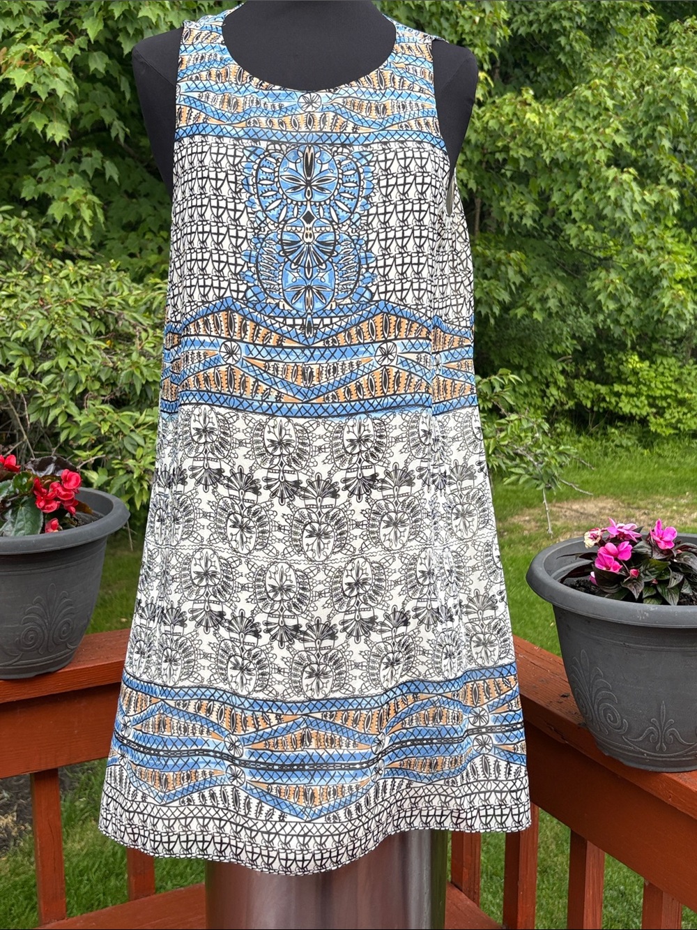 Max studio, sleeveless, blue and cream dress.